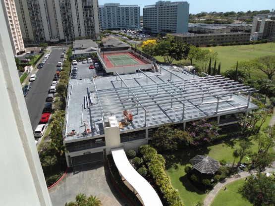 Stainless teel metal frames used as support pillars