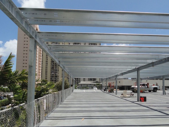 Stainless teel metal frames used as support pillars