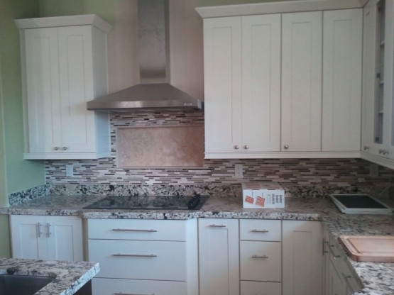 A modular chimney in the kitchen of a house